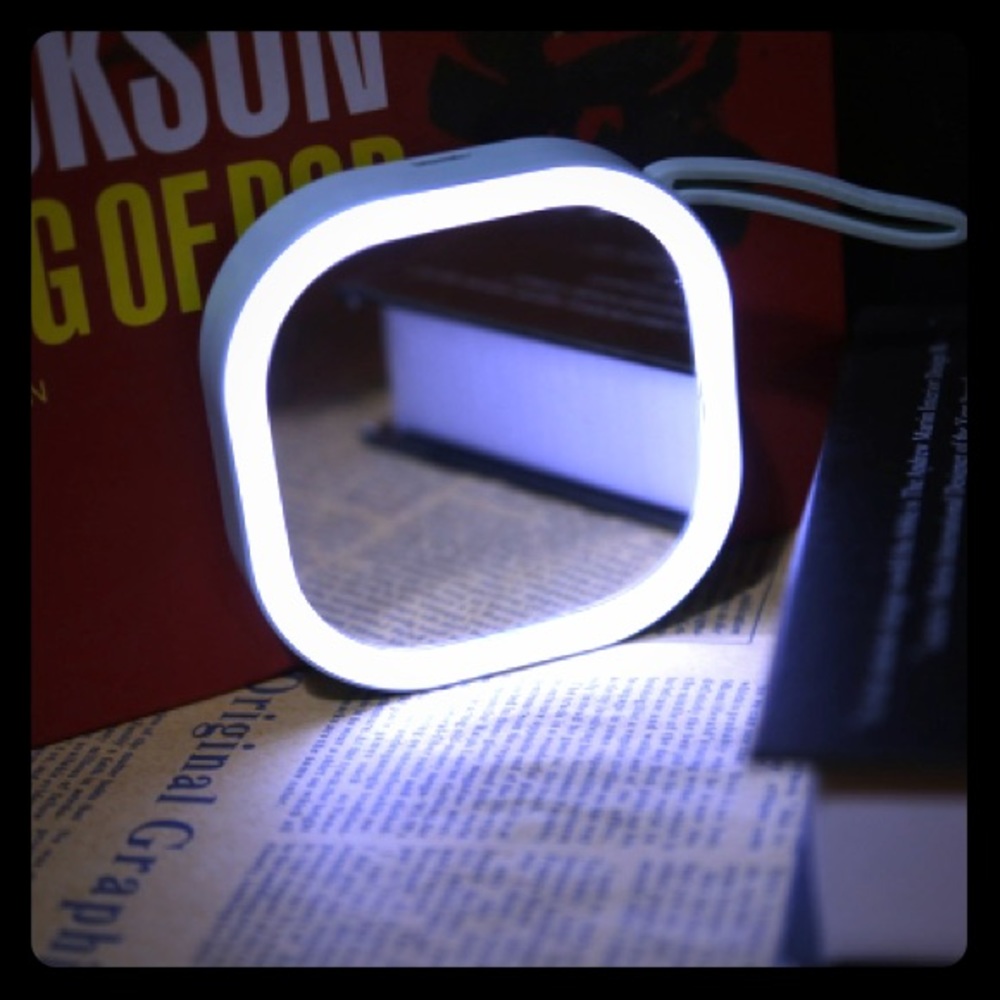 LED portable Mirror